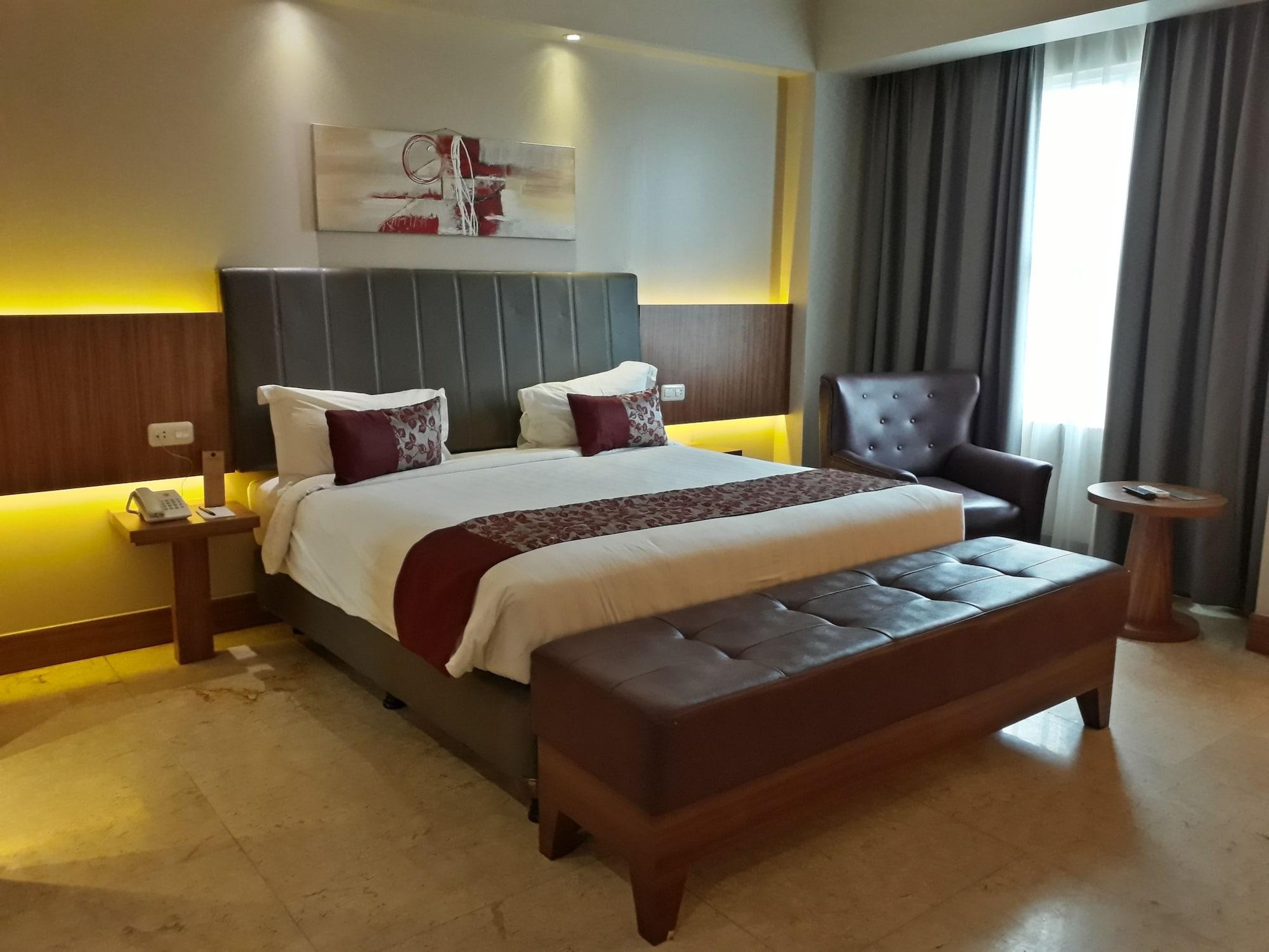 Demelia Hotel