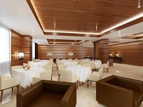 Hotel Demelia 3*