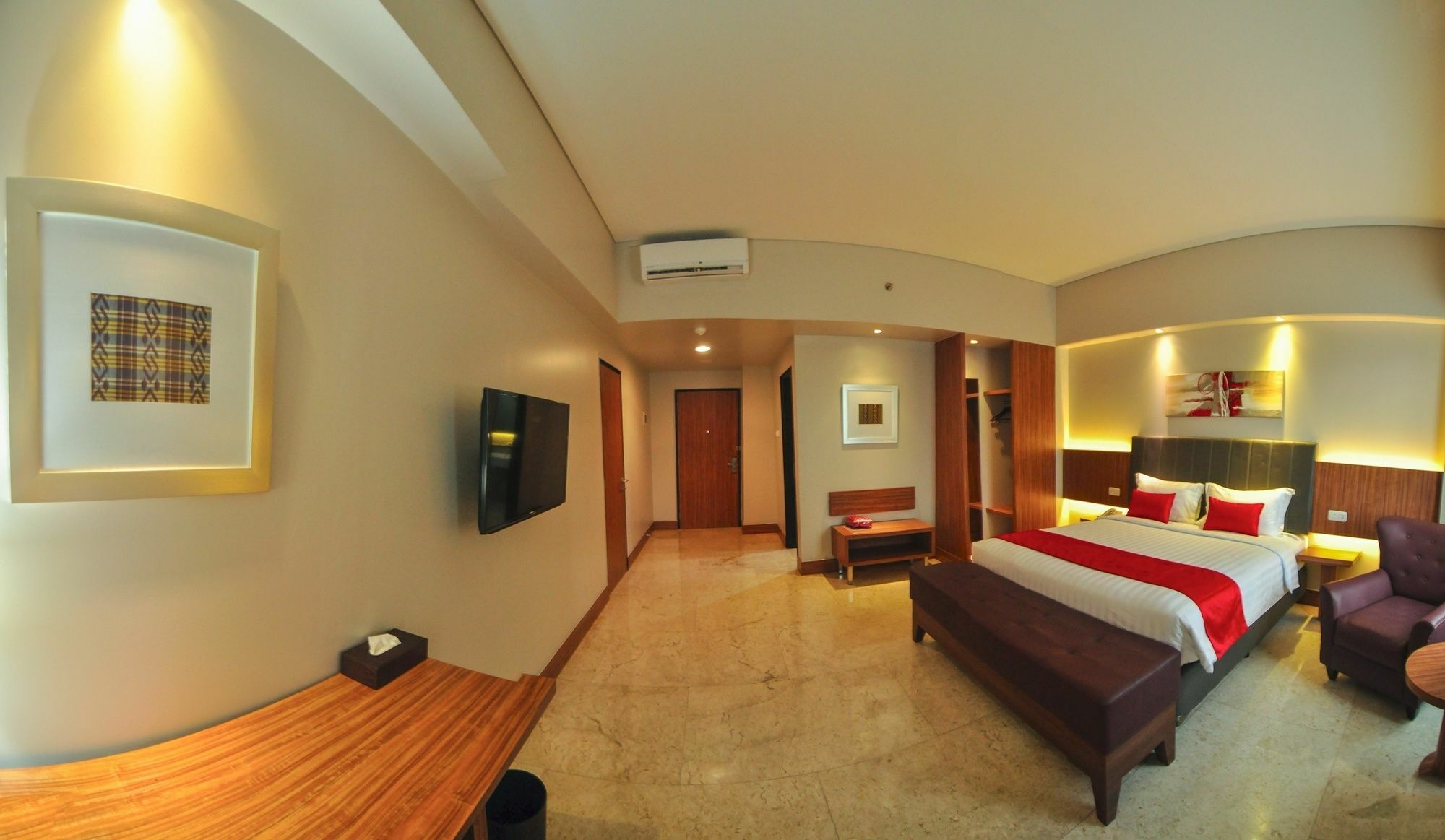 Demelia Hotel