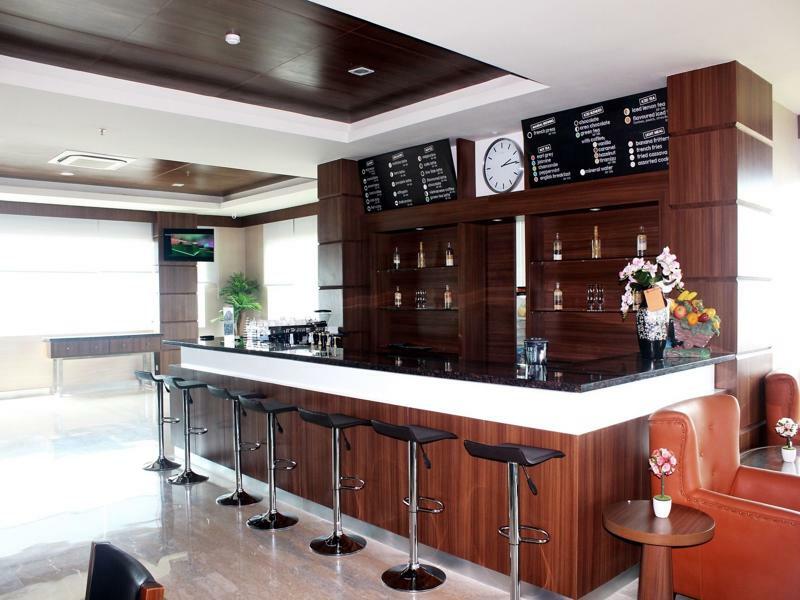 Demelia Hotel